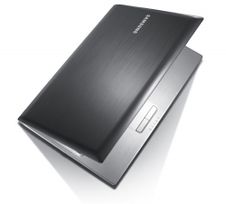 Samsung Q330-JS02